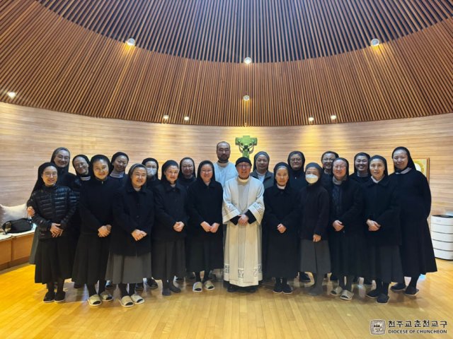 비정규 성체 분배 직무 교육 및 수여식