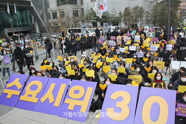 816757_1.4_titleImage_1.jpg