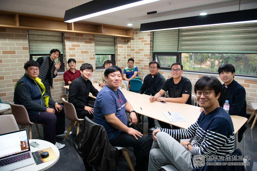 2019-10-23 at 15-56-35.jpg