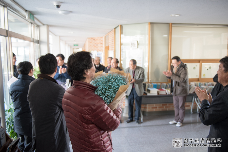 2017-02-23 at 12-01-30.jpg