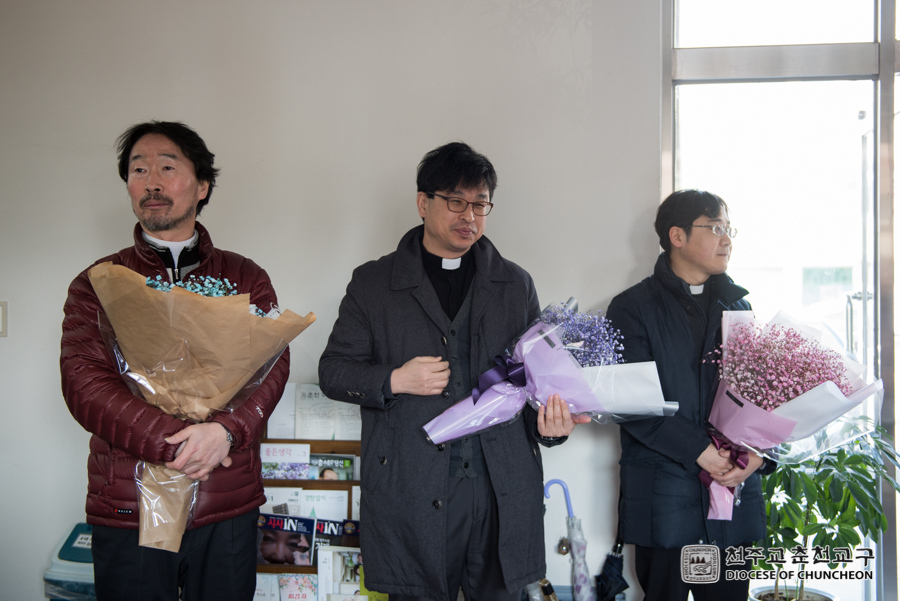 2017-02-23 at 12-01-49.jpg