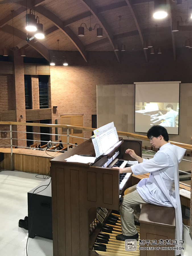 2017-08-23 at 20-12-07.jpg