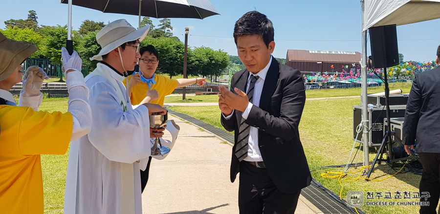 2019-06-25 at 12-08-27.jpg