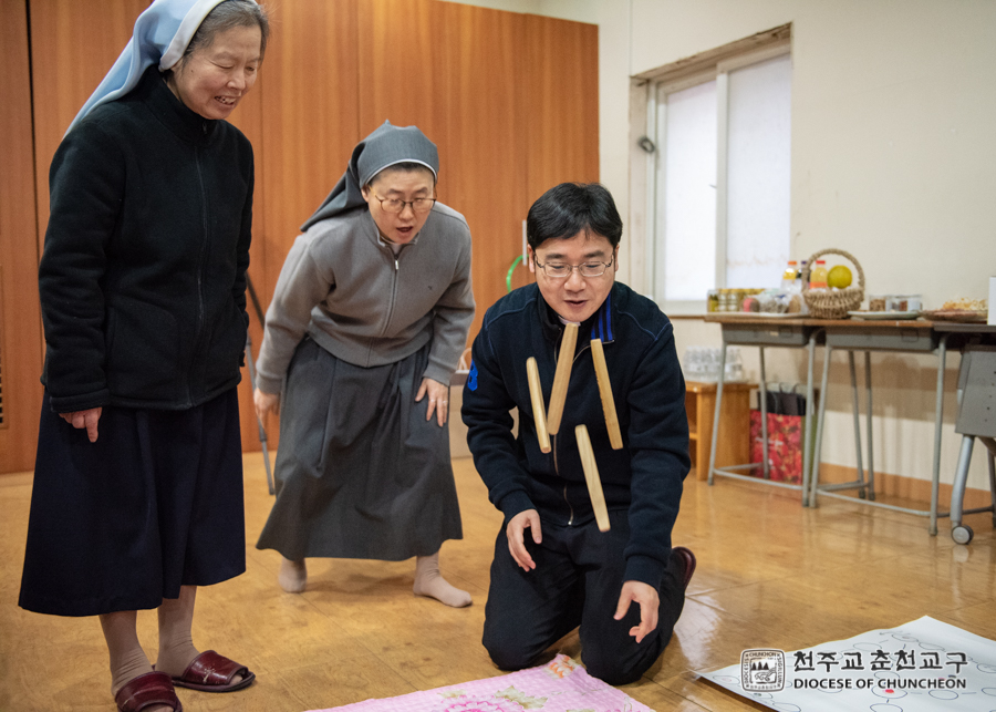 2019-02-18 at 18-01-01.jpg