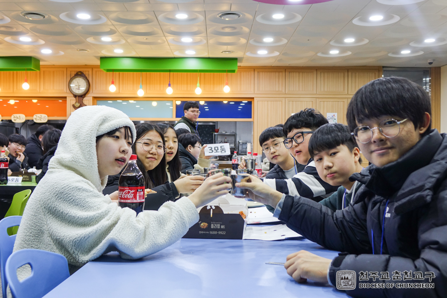 2019-02-09 at 20-09-16.jpg