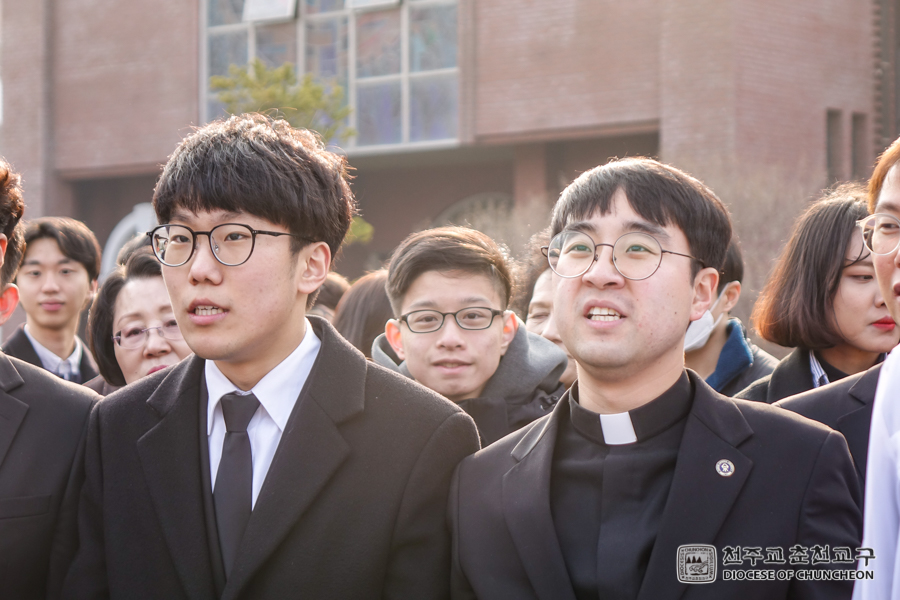 2019-03-01 at 15-16-03.jpg