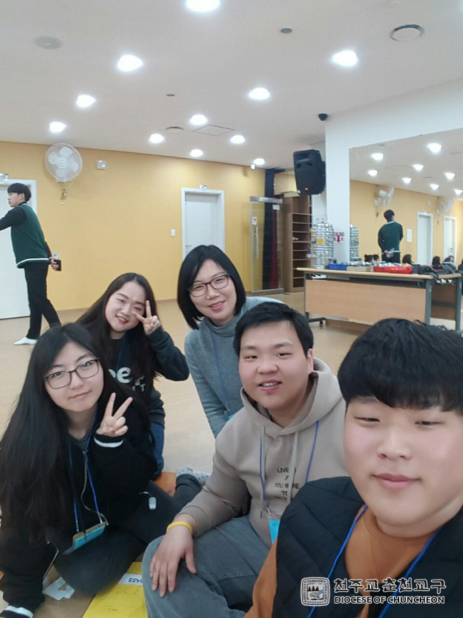 2017-03-19 at 05-39-43.jpg