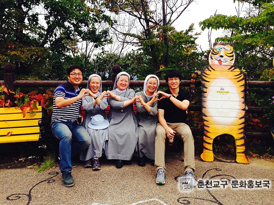 2015주일학교사제수도자연수야외나들이 (6).jpg