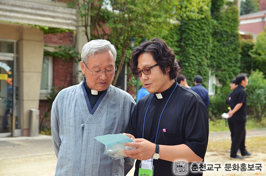 2015사제수도자연수 (117).JPG