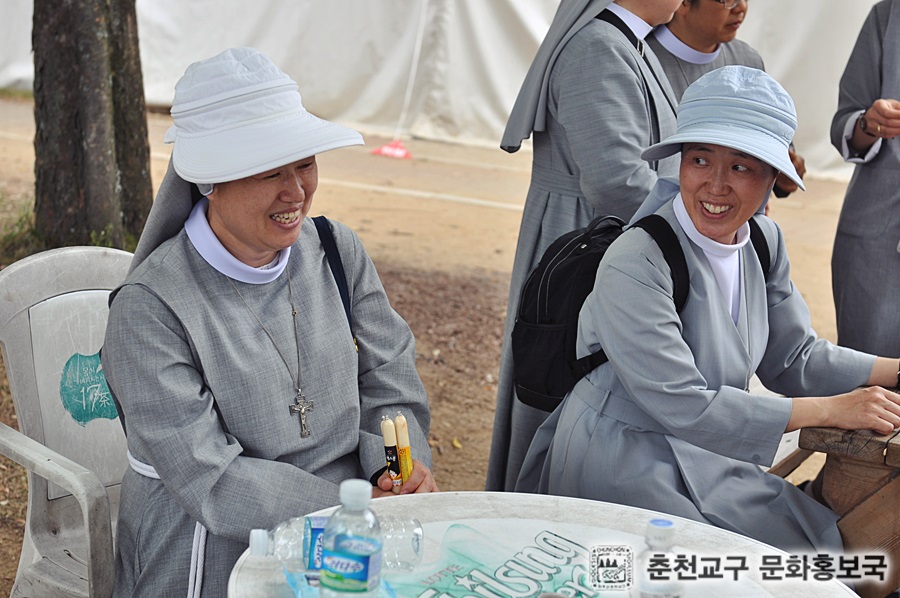 2015사제수도자연수 (130).JPG