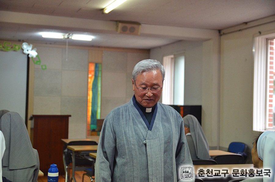 2015사제수도자연수 (106).JPG