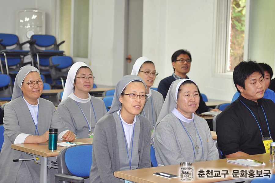 2015사제수도자연수 (100).JPG