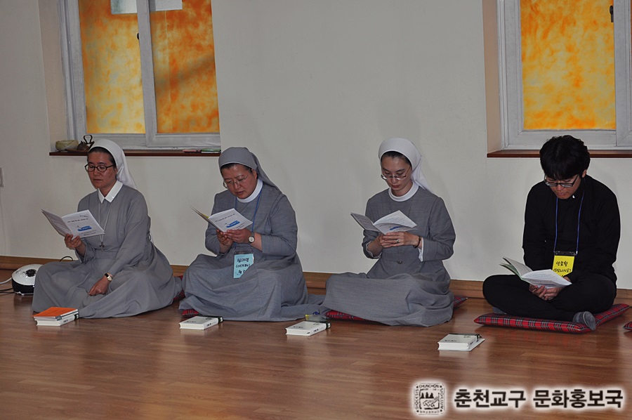 2015사제수도자연수 (134).JPG