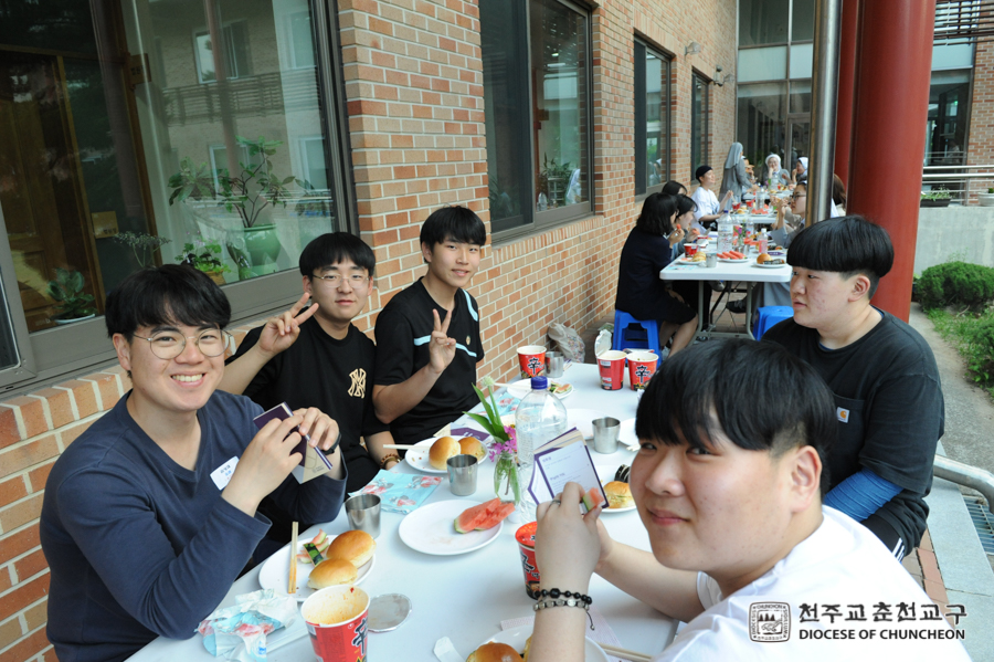 2019-05-11 at 18-28-47.jpg