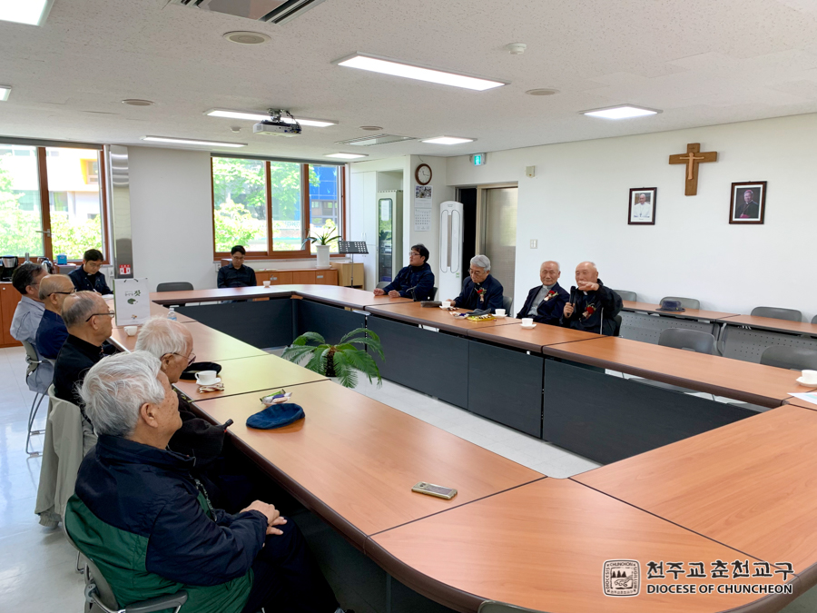 2019-05-08 at 11-15-54.jpg