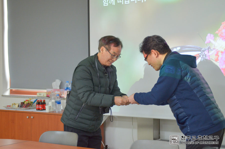 2017-02-05 at 12-07-43.jpg