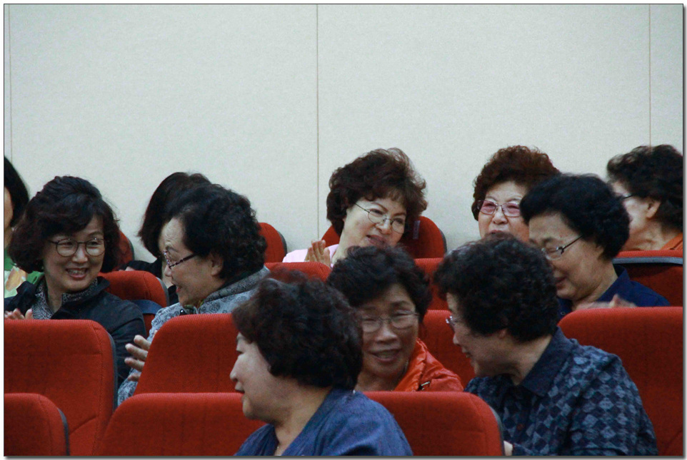 050.jpg