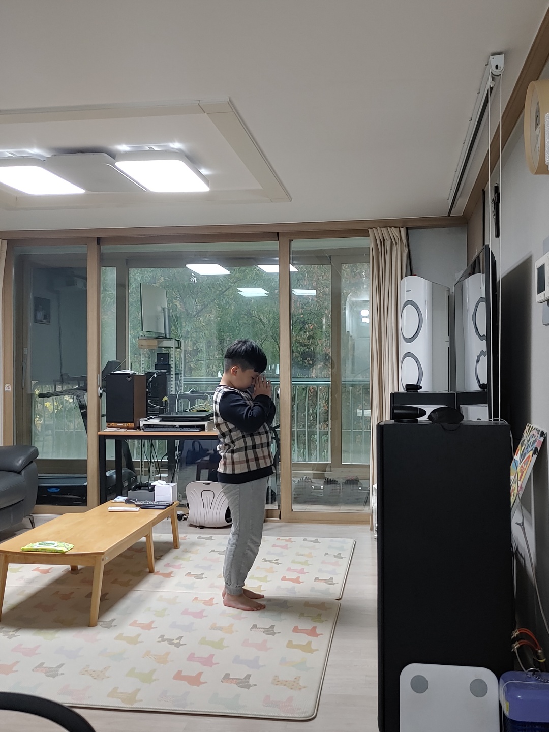 김주원 토마스 기도하기 (1).jpg